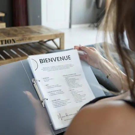 Loft En Duplex Avec Terrasse 3 Proche Pairi Daiza Apartamento