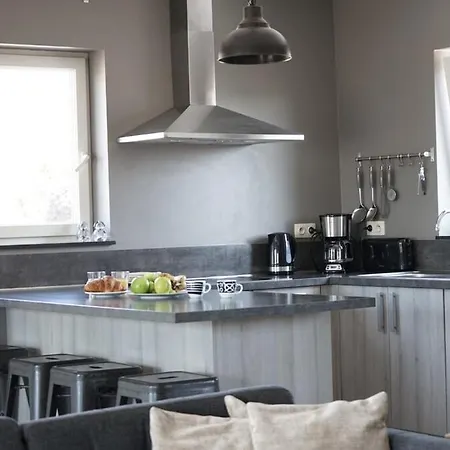 Loft En Duplex Avec Terrasse 3 Proche Pairi Daiza Apartamento *